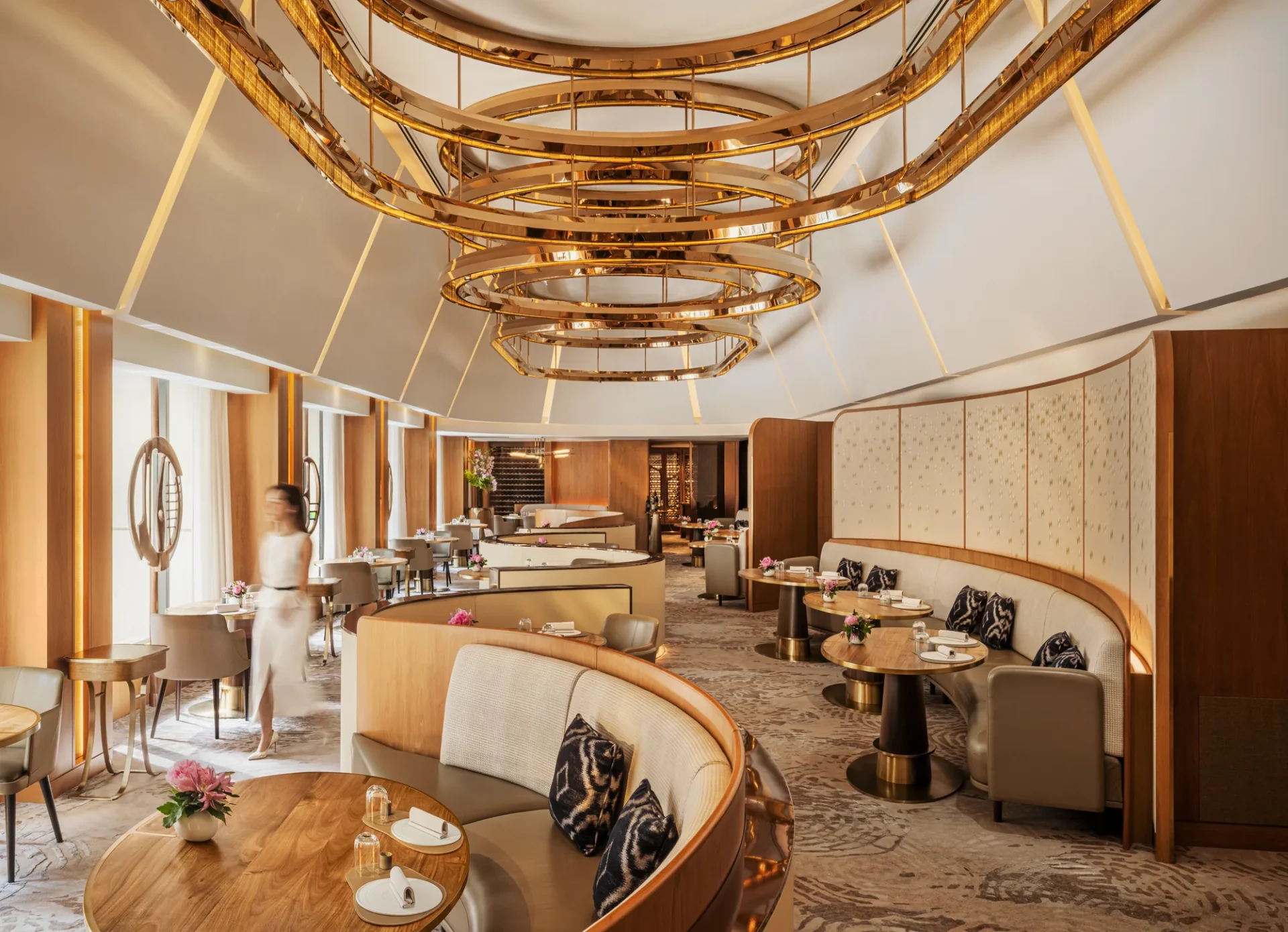 Amber dining room. Chef Richard Ekkebus. Courtesy of Amber / The Forks & Spoons.