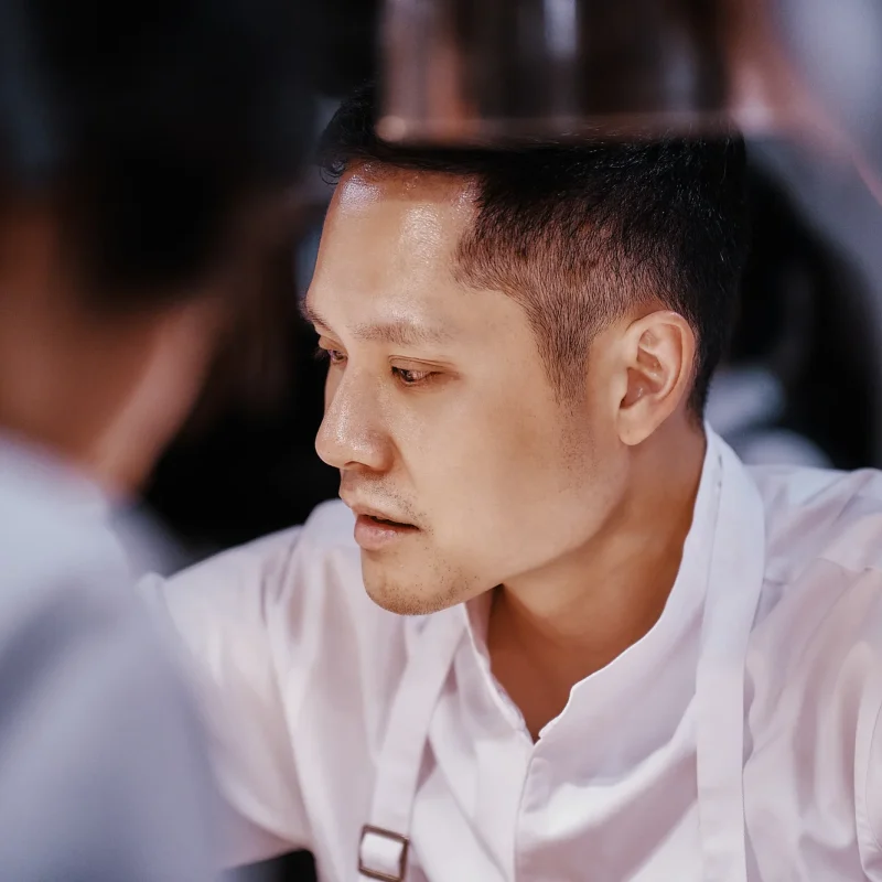 Allen Suh at Restaurant Allen. Courtesy of Restaurant Allen / The Forks & Spoons.
